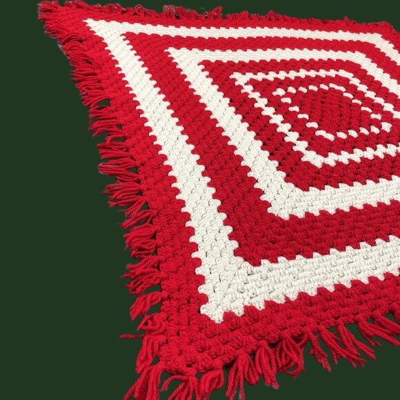 Vintage 70s Handstitched Red Off-White Square Crochet Afghan Blanket: 37"x 37" - Picture 2 of 12
